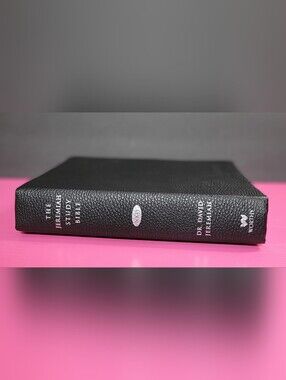 The Jeremiah Study Bible Dr. David Jeremiah Black Leather NKJV (1562)